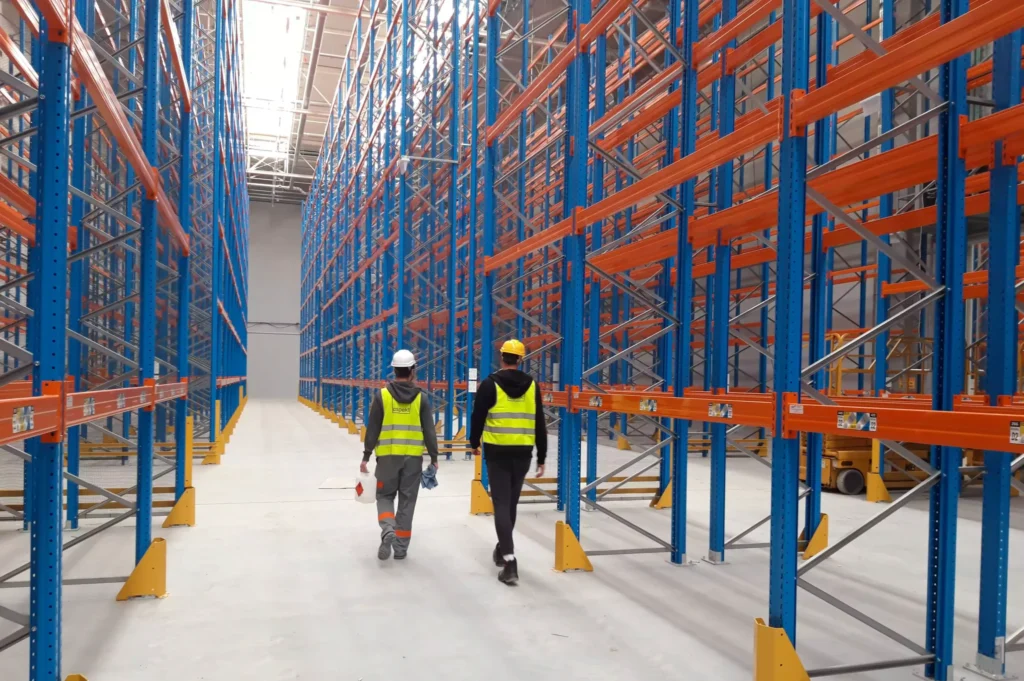 Wi-Fi w magazynie wysokiego składowania